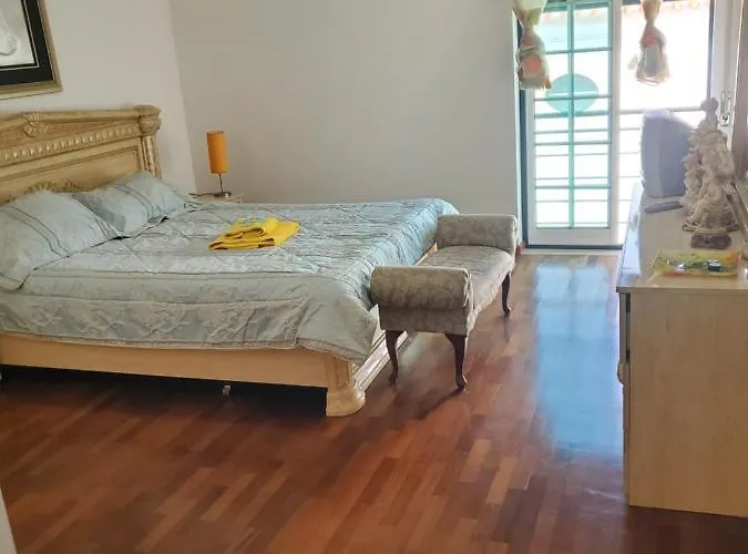 Guest house Alojamento Bertil