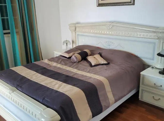 Guest house Alojamento Bertil